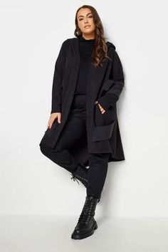 Shop YOURS LUXURY Curve Black Zip Detail Cardigan at Yours Clothing. Discover women’s plus size clothing in sizes 10-36 with fast delivery. Plus Size Fashionista, Classic Cardigan, Zip Cardigan, Next Fashion, Cardigan Black, Plus Size Womens Clothing, Capsule Collection, Leather Zipper, Zipper Detail