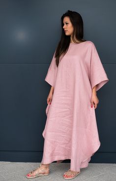 Wide linen maxi kaftan, oversize Wide and spacious made of natural fabric, an indispensable item for warm weather. ● The model is 5'10″ (178cm) tall ● The model is a M ➤ Material Linen When washing, colour remains the same brightness. WE DO CUSTOM FITTING Every client for us is special. Send us your specific preferences if needed. No extra cost. Mind that in case of any special fitting, the delivery time may be extended. ➤ Delivery Your item is made-to-order and will be ready within 1-3 days. Av Loose Kaftan Dress, Oversized Linen Dress, Kaftans Dresses Modern, Kaftan Dress Modern, Kaftan Dress Pattern, Linen Kaftan Dress, Modern Kaftan, Tailored Dresses, Morrocan Fashion