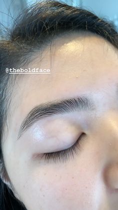 Natural Asian brows Soft Eyebrows Korean, Asian Eyebrows Natural, Straight Asian Brows, Eyebrow Shaping Asian, Eyebrow Shaping Korean, Asian Brows Shape, Korean Eyebrows For Round Face, Nice Eyebrows Natural, Asian Eyebrows Shaping