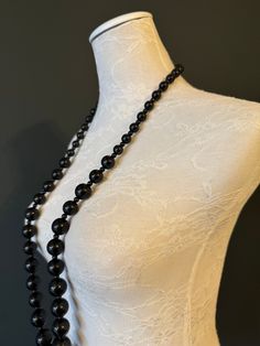 Elegant Long Beaded Necklace With Wooden Beads, Elegant Long Wooden Beaded Necklace, Formal Black Necklace With Large Beads, Black Vintage Large Beads, Vintage Black Large Beads, Vintage Large Black Beads, Black Long Necklace With Round Beads, Black Beaded Long Necklace With Round Beads, Black Beaded Necklace With Round Beads