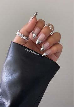 Silver Metallic French Nails, Crome Nails Almond Silver, Chrome Silver Nails French, Grey Chrome Nails French Tip, Chrome Glitter French Nails, Metal Tip Nails, Nail Inspo Acrylic Chrome, Chrome Silver Tip Nails, Gray Chrome French Tip Nails