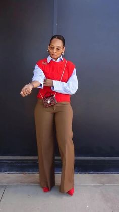 Sports Professional Outfits, Pants Dress Outfit, Turtleneck And Collared Shirt, Going To Get Nails Done Outfit, Black Women Trousers Outfit, Outfit Inspo Fall Work, Professional Outfits Women Cardigan, Coorprate Baddie Outfits, Pattern Jacket Outfit