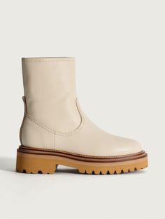 OFFICE OFF WHITE LEATHER BOOT White Leather Boots, Boot Stand, White Ankle Boots, Raw Color, Professional Wardrobe, Ankle Boots Flat, Leather Boot, Wallet Accessories