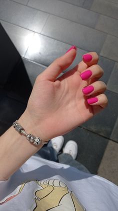 Colorful Nail Polish, Short Gelish Nails, Wow Nails, Casual Nails, Blush Nails, Pearl Nails, Almond Acrylic Nails