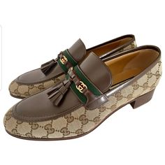 Beautiful Authentic Loafer Gucci Luxury Brown Gucci Loafers, Gucci Luxury Almond Toe Loafers, Luxury Gucci Almond Toe Loafers, Gucci Luxury Slip-on Loafers, Gucci Designer Brown Loafers, Designer Brown Gucci Loafers, Luxury Tassel Loafers With Brogue Detailing, Luxury Gucci Dress Shoes For Galas, Gucci Leather Tassel Loafers