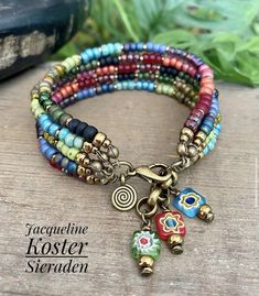 Jewelry 101, Hippie Bracelet, Diy Jewelry Rings, Bracelet Miyuki, Diy Bracelet Designs, Handmade Jewelry Tutorials, Bohemian Bracelets, Beaded Bracelets Diy