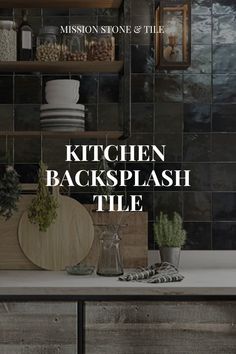 The kitchen backsplash. It’s a design element that can either be the focal point of your kitchen, or can be a backdrop to more prominent features in your kitchen, such as dramatic appliances or bold countertops. Bold Countertops, Black Backsplash Kitchen, Zellige Tile Kitchen, Stone Tiles Kitchen, Stone Tile Texture, Kitchen Backsplash Inspiration