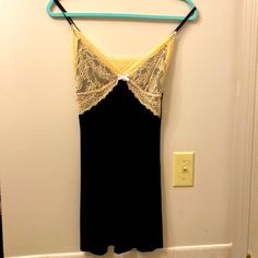 New, Flora Nikrooz Size M Black Nightie With Beige Lace Top Overlay W/ Pink Bow. Jones New York Size M Euc Nightie White Sheer With Delicate Embroidery Small Beads. Last Pic Shows Snags On Right Top. Delicate Lace Coquette Sleepwear For Loungewear, Coquette Delicate Lace Sleepwear For Loungewear, Fitted Sheer Sleepwear For Loungewear, Delicate Lace Sleepwear, Fitted Delicate Lace Sleepwear For Loungewear, Fitted Delicate Lace Sleepwear For Bedtime, Coquette Lace Trim Sleepwear For Loungewear, Sheer Stretch Sleepwear For Loungewear, Coquette Nightgown With Built-in Bra For Loungewear