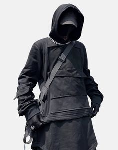 Shop the Techwear Poncho inspired by techwear and cyberpunk culture. The essential accessory to finalize your futuristic style. ✅ Free worldwide shipping✅. Cyberpunk Fashion Futuristic, Hoodie Techwear, Techwear Backpack, Watch Hacks, Techwear Ninja, Techwear Hoodie, Techwear Cyberpunk, Techwear Outfits, Tactical Wear