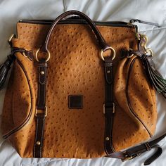 Tan Donney & Burke Ostrich Bag Perfect Condition On Outside Few Stains On The Inside See Photos Dooney Bourke Ostrich Handbags, Ostrich Bag, Y2k Purse, Chestnut Leather, Black Satchel, Croc Leather, Leather Satchel Bag, Satchel Tote, Dooney Bourke Handbags