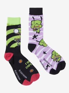 Going on a snack run? Make sure to bring GIR along! These sweet crew socks from Invader Zim each have GIR nomming on his favorite foods and a striped background. Gir Invader Zim Shirt, Invader Zim Gir Beanie, Invader Zim Sweater, Invader Zim Gir Merch, Invader Zim Hot Topic, Cutesy Outfit, Halloween Socks, Emo Goth, Sock Packs