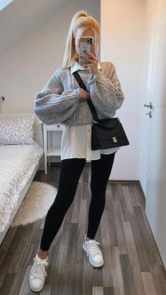 School Clothing, Fasion Outfits, School School, School Clothes, Beauty Inspo, Trendy Fall Outfits, Fall Clothes