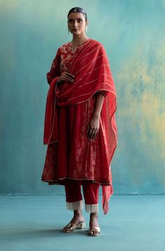 Shivani Bhargava-Red Chanderi Kurta Set-INDIASPOPUP.COM Red Anarkali, Easy Clothing, Chanderi Dupatta, Red Kurta, Printed Embroidery, Cotton Dupatta, Hand Work Embroidery, Gold Polka Dots, Kurta With Pants