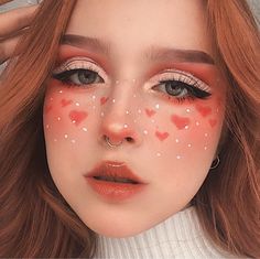 Soft girl: confira como aderir à tendência com 50 fotos + tutoriais Makeup Kawaii, E Girl Makeup, Pastel Fairy, Egirl Makeup, Kawaii Makeup, Face Art Makeup, Rave Makeup