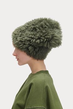 Shearling Beanie – Rachel Comey Cozy Beanie, Shiny Shoes, Sepang, Handmade Knitwear, Sewing Fabrics, Hat Ideas, Rachel Comey, Street Fashion, Hat Fashion