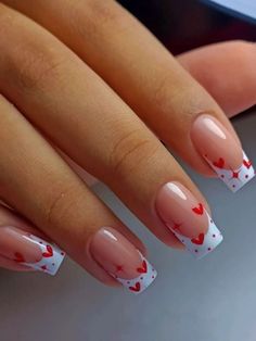 Cute heart nails celebrate valentine's day with the cutest heart nails designs that will instantly put you in a romantic mood. Nails With Hearts, Heart Nail Designs, Valentine Nails, Heart Nail, Simple Nail Art Designs, Short Acrylic Nails Designs