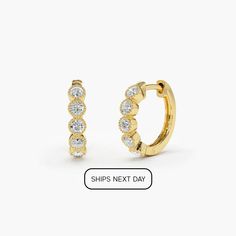 "Diamond Huggie Earrings / 14k Gold Diamond Hoop Earrings / Diamond Earrings / Tiny Diamond Huggie Hoop Earrings / Christmas Gift for her Ferkos Fine Jewelry Features * Made to Order * Gold Kt: 14K  * Available Gold Colors: Rose Gold, Yellow Gold, White Gold * Round Diamond: 10 pcs 1.75 MM  * Number of Stones: 10 * Total CTW: 0.25 * Diamond Quality: G Color Si Clarity * Ready to Ship in 1-3 Business Days If you have any additional questions about this product, just hit the \"Ask a Question\" button (just to the right of the price) and we will get back to you within a few hours.  Be sure to hit \"favorite\" on the right so it remains on your favorites list and/ or add to your wishlist(s). ▶ See more of our Diamond Earrings - http://etsy.me/2lyqVBP ▶ See our storefront here - http://etsy.me/ Hoop Earrings Diamond, Gold Diamond Hoop Earrings, Diamond Huggie Earrings, Bezel Earrings, Gold Armband, Earrings Diamond, Gold Colors, Earrings Christmas, Tiny Diamond