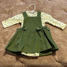 Dress & Onesis Size 3 Month’s Never Worn Green School Sets For Spring, Green Sets For School In Spring, Green Spring School Sets, Mini Outfits, Mini Outfit, Modern Clothing, Future Mom, Kids Style, Clothing Inspiration