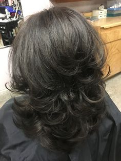 Medium Layered Wolfcut, Wolfcut Hair Back View, Face Frame And Layers Long Hair, Long And Short Layered Hair, Bunch Of Layers Haircut, Layers In The Back Of Hair, Layers From Back, Short Layers Haircuts For Long Hair