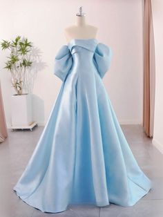 Blue Long Formal Dress, Deb Ball, Dress Blue Long, Prom Dress Blue, Queen Outfits, Banquet Dresses, Floor Length Prom Dresses, Blue Evening Dresses, فستان سهرة