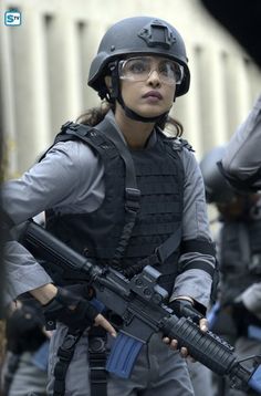 #Quantico 1x04 "Kill" - Alex Female Cop, Fighter Girl, Tough Girl, Military Girl, Police Women, Female Soldier, Army Girl, Warrior Girl, Military Police