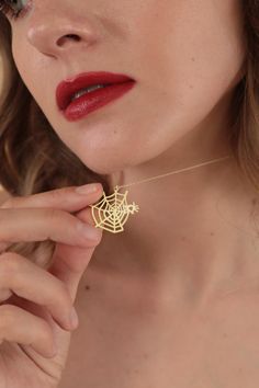 14K Gold Spider Necklace,Gold Spider Web Necklace,Gothic Halloween Jewelry,Rose Filled Spider Pendant,Hallowen Gift,Halloween Accessory Gift ► H O W * TO * O R D E R Step 1 : Choose the color and Material ( 8K ,10K, and 14K  Gold, Rose Gold, White Gold ) Step 2 : Choose necklace length: 12" to 22" available ► DETAILS, MATERIAL & FINISH * 8K, 10K , 14K Solid ( REAL ) Gold, Rose Gold, White Gold * ALL COMPONENTS WILL COME AS SOLID REAL GOLD in the selected color such as yellow gold, rose gold or w Gold Necklace For Halloween Party, Gold Halloween Party Jewelry, Gothic Gold Jewelry For Halloween, Vampire Style Halloween Necklace For Jewelry Making, Vampire Style Halloween Necklace, Handmade Gold Witchy Jewelry, Witchy Jewelry For Halloween Jewelry Making, Handmade Witchy Gold Jewelry, Halloween Party Pendant Jewelry