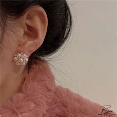 Bjux - Zirconia perla studs vintage elegante simple exquisito diseño de pendientes sentido de alto pendientes de perlas Feminine Round Pearl Earrings, French Retro Style, Front Back Earrings, Ear Ring, Earrings Design, Clover Earrings, Bee Earrings, Necklace Box, Bow Earrings