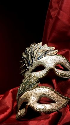 Masquerade Mask Aesthetic, Masquerade Aesthetic, Red Masquerade Mask, Mascarade Ball, Red Wallpapers, Masquerade Ball Party, Opera Mask, Venice Mask