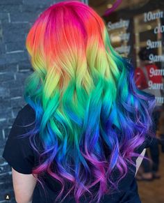 Emo Hairstyle, Sunset Hair, Summer Hair Trends, Dark Purple Hair, Dramatic Hair, Rainbow Ombre