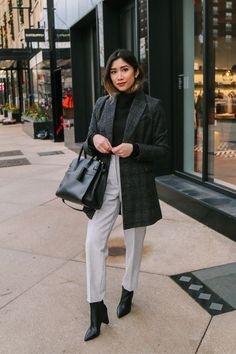 Classy Office Outfit, Work Outfit Office, Black Turtle Neck, Casual Work Outfits, Plaid Blazer, Work Outfits Women, Casual Work, Outfits Women, Office Outfits