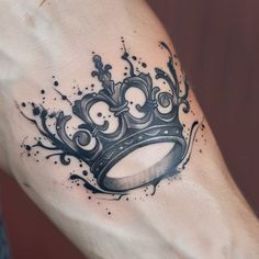 King Crown Tattoo Art Set Simple Queen Crown Tattoo, Crown Hand Tattoo, King Crown Tattoo, Queen Crown Tattoo, Crown Illustration, Crown Art, King Crown, Crown Tattoo, The Blueprint