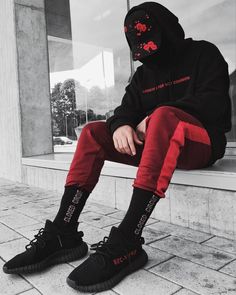 Bred Outfits, Yeezy Outfits, Black Yeezys, Hypebeast Outfit, Mens Streetwear Outfits, Red And Black Outfits, Hypebeast Fashion