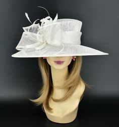 ✿*.Key Features.*✿ If you don't like too big hat, this one is perfect for you! Sinamay hat base, sinamay bows, sinamay ribbon with feathers and two curved quills, very beautiful. Great for Kentucky derby, weddings, church, Easter, Royal Ascot, horse races, cocktails, tea party, or any hat wearing occasion. Hat base size: From front to back: 15.5" (39.5 cm) From left to right: 17.5" (44.5 cm) Wide brim Appr: 4-6" Head girth: 22.5"(57cm), adjustable string inside to make smaller to fit your head.   If you want other colors in this style, just search the same item code in my store, you will find them. ✿*.Tip.*✿ ❣️If you want a customized piece, please follow the instructions below: 🔹Present style of hat or fascinator you would like from the store, with additional photos of your outfit and an Hat Tea Party, Easter Hat, Tee Party, Horse Races, Sinamay Hats, Easter Hats, Hat Wedding, Church Hat, A Hat In Time