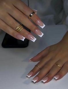 Nice Square Nails, Square Fence Tip Nails, Beautiful French Tip Nails, French Nails Plain, Medium Square Nails French Tips, Square Long French Tip Nails, White With Accent Nails, Medium Length French Nails, Medium Length French Tip Nails With Design