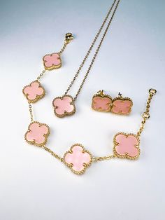 SET (3 Items) Four Leaf Clover Light Pink | Stainless steel 18K Gold Plated. SET (3 Items): Earrings: 13mm Bracelet: 6" chain + 1.5" extender Necklace: 16" chain + 2" extender Hypoallergenic | Nickel Free Cute Pink Jewelry With Chain, Trendy Pink Link Jewelry, Cute Chains, Cutest Jewelry, Clover Jewelry Set, Wish List Items, Bracelets Clay, 4 Leaf Clover Pink, Pink Gold-plated Charm Necklaces With Adjustable Chain