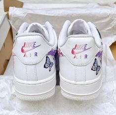 The perfect gift for friends, family, that special someone, or yourself ✨ - Exactly as shown in the pictures. - Brand New & Authentic. 💯 - Hand Painted with attention to detail. 👨‍🎨 - Waterproof and Flexible. ❤️ - Unisex model. Please refer to the Size Chart. - Free Worldwide Shipping. ✈︎ White Low-top Sneakers As Gift, White Round Toe Sneakers For Gift, White Sporty Sneakers, Customizable Casual Sneakers As Gift, Casual Customizable Sneakers For Gifts, Customizable Casual Sneakers Gift, Customizable Casual Sneakers For Gift, Casual White Custom Sneakers As Gift, Customized White Sneakers As Gift