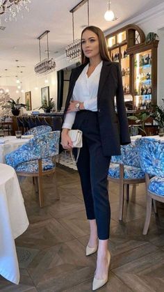 Career Woman Outfits Classy, Bussines Woman Attire, Professional Women’s Outfits, Expensive Office Outfits, Chic Lawyer Outfits, Fancy Business Outfits, Profesional Outfit Women, Business Formal Women Dress, Woman Lawyer Outfits