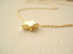 "This dainty and delicate star necklace is perfect for your everyday, birthday, best friends and someone special! * I ship in 1- 3 days in a gift box from California * Chain: Gold, Silver or Rose gold plated over brass * Star Pendant: Gold, Silver or Rose gold plated over brass, 8 mm {Custom - Extra long Chain} If you would like a longer chain (20\" to 34\"), please add this in your cart after select any necklace length. https://www.etsy.com/listing/614040250/extra-long-chaingold-silver-or-rose- Minimalist Star Charm Necklace For Gift, Minimalist Star Charm Necklace As Gift, Simple Star Charm Jewelry Gift, Delicate Star Charm Necklace For Gift, Delicate Star Charm Necklace As Gift, Minimalist Star Charm Necklaces For Gift, Minimalist Star Charm Necklace Gift, Cute Gold Star Jewelry, Star Simple