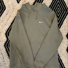 This Hoodie Is In Absolute Great Condition: Never Worn. - Off Green/Gray (Sage) - White Nike Symbol - Women’s Xl Nike Symbol, Nike Green, Nike Hoodie, Nike Tops, White Nikes, Colorful Hoodies, Nike Women, Green And Grey, Sweatshirts Hoodie