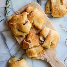 Baked Ham and Cheese Crescent Roll Sandwiches (Easy!) | Front Range Fed Ham And Cheese Crescent Rolls, Ham And Cheese Crescent, Cheese Crescent Roll Recipes, Roll Sandwiches, Recipes Kids Will Love, Homemade Crescent Rolls, Candied Orange Slices, Rolled Sandwiches, Quick Meal Ideas