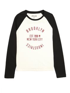 Women's Raglan Long Sleeve T-shirt in Antique White - BROOKLYN INDUSTRIES Varsity Tops For Everyday Fall Wear, Everyday Fall Varsity Tops, Collegiate Cotton Baseball Jersey With Crew Neck, Casual Crew Neck Baseball Jersey For College, Casual Baseball Jersey With Graphic Print, Casual Cotton Baseball Jersey With Crew Neck, Everyday Varsity Fall Tops, Casual Cotton Baseball Jersey For Spring, Letter Print Raglan Sleeve T-shirt For College