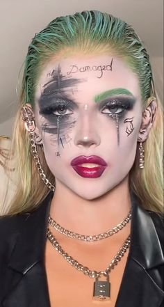 Kids Joker Costume, Female Joker, Halloween Costumes To Make, Joker Makeup, Hot Halloween Outfits, Halloween Makeup Inspiration, Halloween Inspo, Halloween Make Up