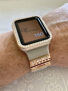 Bling Watch, Apple Watch Silicone Band, Watch Cases, Apple Watches, New Apple Watch, Rose Gold Charms