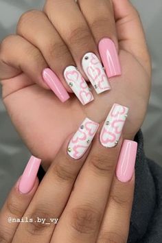 Valentine Day Nails, Valentine Nails Pink, Valentines Day Nail, Vday Nails, Valentine Nail Art, February Nails, Nail Designs Valentines, Pink Acrylic Nails, Heart Nails