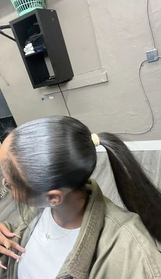 Hairstyles For Flat Ironed Hair Black, Quick Natural Hairstyles, Slick Ponytail, Sleek Ponytail Hairstyles, Quick Braided Hairstyles, Hairdos For Curly Hair, Pretty Braided Hairstyles