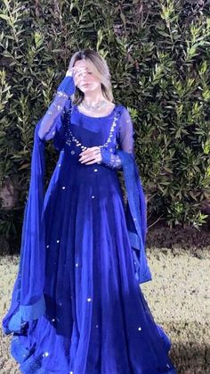 Blue Mehendi Outfit, Desi Clothing, Pakistan Clothes, Saree Traditional, Desi Outfits, Bride Photos