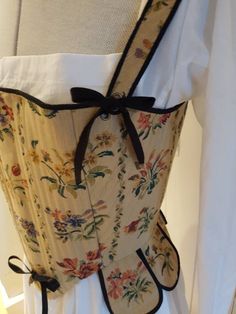 "A 18th century style stays in size UK 14, USA 12. 35\" bust - measuring fabric of bust, but because of lace up at back it can be made wider. 28.5\" Waist - measuring fabric of stays at waistline, but this is also adjustable due to lace up fastening. Has wooden front busk that can be removed for washing. Shown being worn over a cotton lawn slip petticoat which is also available in my shop." Stays Corset, Pirate Outfit, Corset Costumes, Black Sails, Frock Coat, Corset Bustier, Tapestry Fabric, Stage Costume, Gray Linen