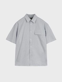 This is a comfortable and refined top by LIEU HOMME that is made out of high quality and sturdy material. With distinctive mood of the design and comfortable wear, you can style it for your daily outfit.- Sturdy cotton 100% oxford fabric- Flap pocket with button on the front- Pleats detail on center back Cotton T-shirt With Pockets For Work, Everyday Cotton Shirt, Modern Oversized Shirt, Classic Gray Tops For Work, Oversized Gray Collared Shirt, Classic Gray Relaxed Fit Shirt, Modern Cotton Short Sleeve Shirt With Pockets, Modern Gray Cotton Tops, Cotton Workwear Tops With Pockets