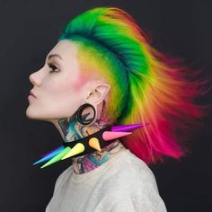 Punk Rock Hair Color Ideas, Goth Punk Hair, Rainbow Emo Hair, Scene Hair Not Styled, Goth Hairstyles, Pink And Purple Scene Hair, Weird Haircuts, Gothic Fashion Victorian, Rave Looks