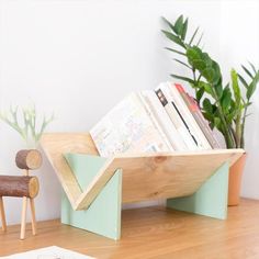 "Pinewood Table Book Stand for Table Desk Organization" Tabletop Bookshelf, Desktop Bookshelf, Desktop Shelf, Small Bookcase, Into The Wood, Diy Boho, Diy Holz, Book Stands